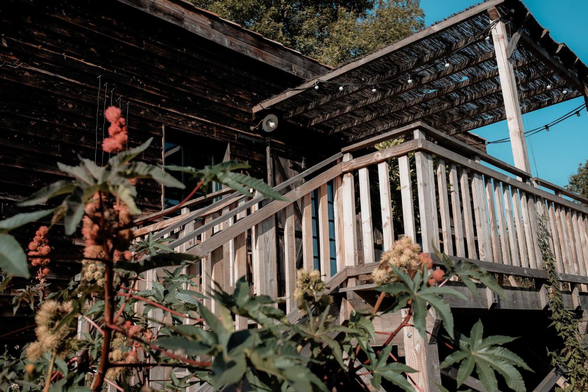 La Ferme Du Pont De Maumy, Cabane Au Bord De L'Etang Et Bain Nordique Busserolles Kültér fotó